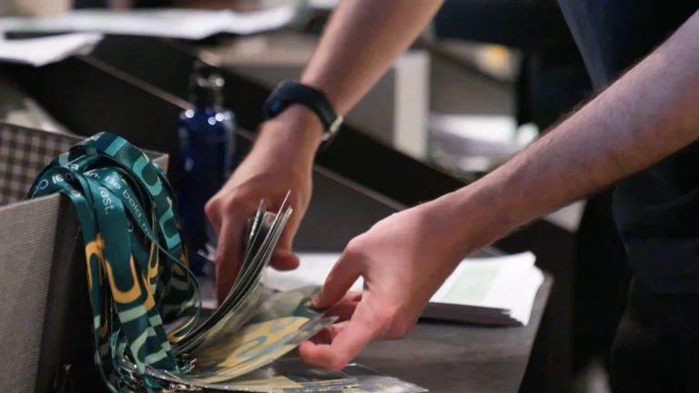 SEE NETWORK · CONVENTION CENTER