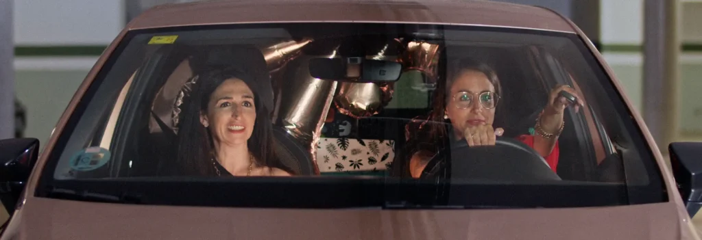 Escena rodada dentro de un coche durante la producción del vídeo publicitario Eninter Key